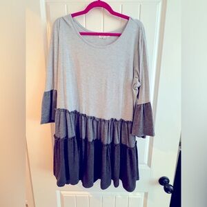 Great grey and black top